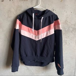 5 for $25 | chevron 90s vibe sweatshirt